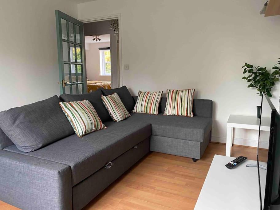 Canal-Flat Near Stratford International Station Apartment Londra Exterior foto